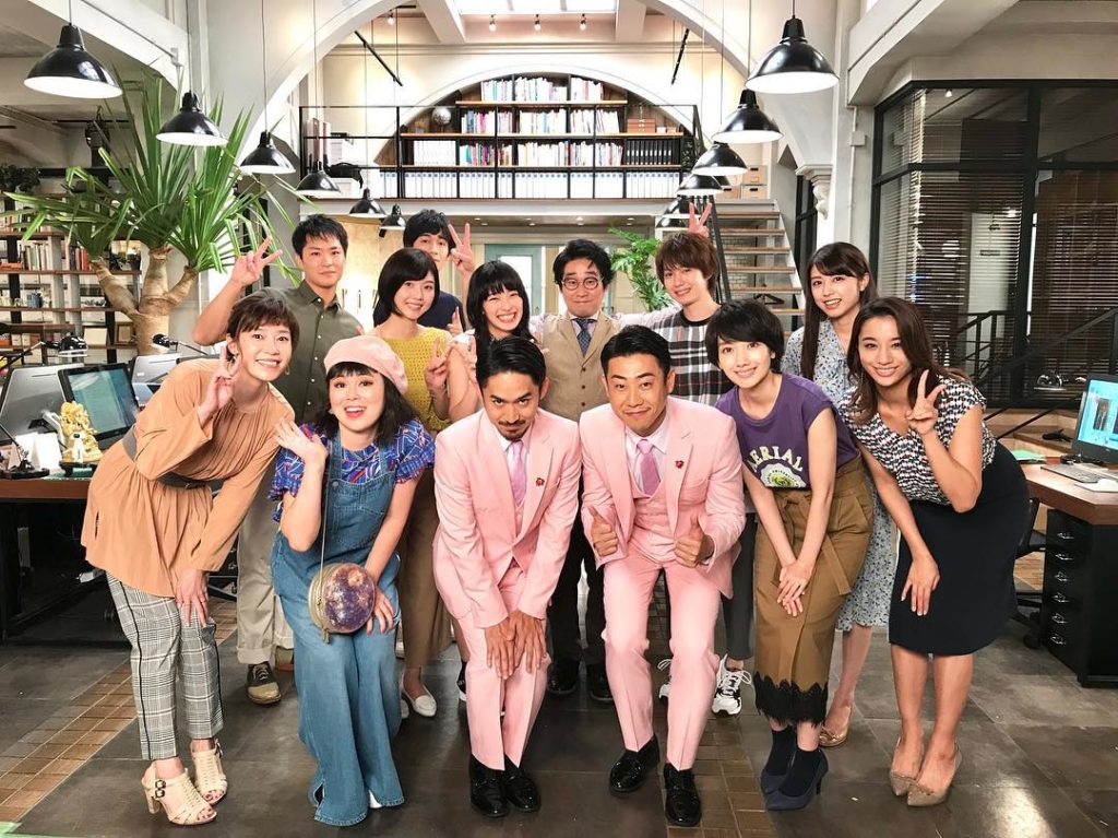 このあと夜10時からの『サバイバル・ウェディング』第6話を見ていただくと、ステキなプレゼントのお知らせがあります
ぜひ、見てください #candk さんが写って...