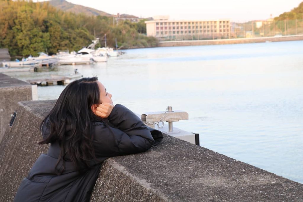 「吟蔵との夏が終わりませんように。」
.
と願っている理緒の姿に見える #葵わかな さんのお写真…
.
#青夏
#点描の唄...