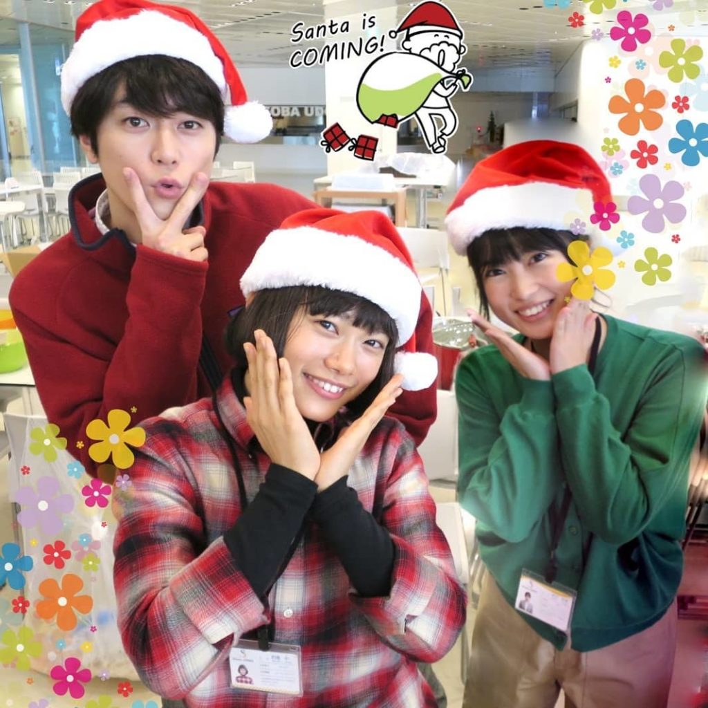 本日の撮影現場

今日はクリスマスイヴということで、
お昼ご飯は #コスプレケータリング 

フォロワーの皆さんへも
offshotのプレゼント 美味しかったハ...
