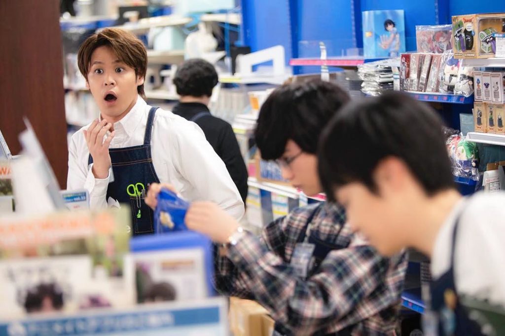 なにかを発見し、驚きまくる大仁田店長！！
目線の先には一体なにが… 真相は本編をどうぞ〝お楽しみ〟に

Ⅱ話 このたびのなかまたち
MBS 1/13 日曜深夜
...