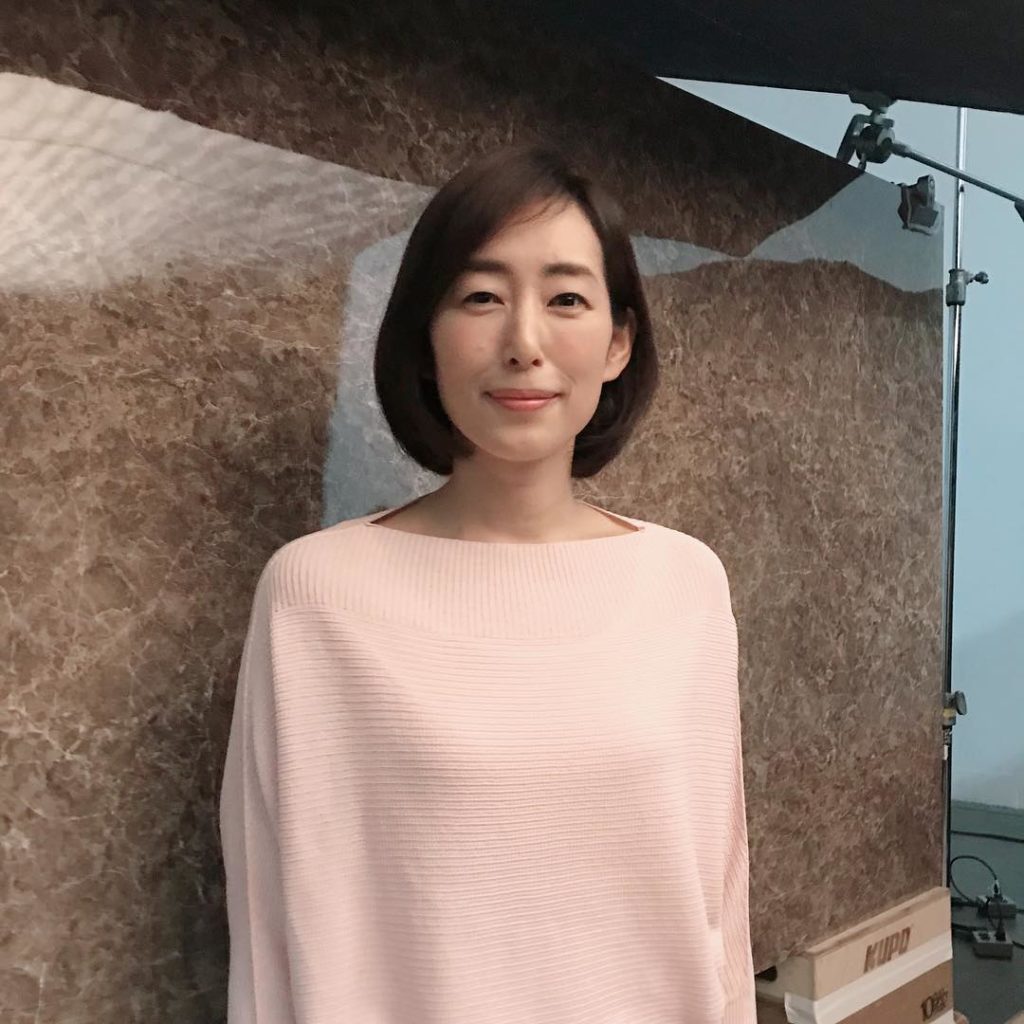 Anaban Ntv あなたの番です 402号室 榎本早苗役の木村多江さんポスター撮影のひとコマ 素敵な微笑みカット頂きました 木村多江 こんなに凛としてお美しいのに 実はおちゃめ Media Wacoca Japan People Life Style Anaban Ntv あなたの番です 402号室 榎本早苗役の木村多江さんポスター撮影のひとコマ 素敵な微笑みカット頂きました 木村多江 こんなに凛としてお美しいのに 実はおちゃめ Media Wacoca Japan People Life Style