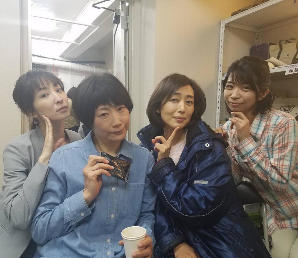 ・
前室女子会その②！こっちも撮って♡とお姉さんズ
・
#木村多江
#峯村リエ
#真飛聖
#三倉佳奈
#大人の色気
#そして茶目っけ
#さすがっす
#姉さんズの...