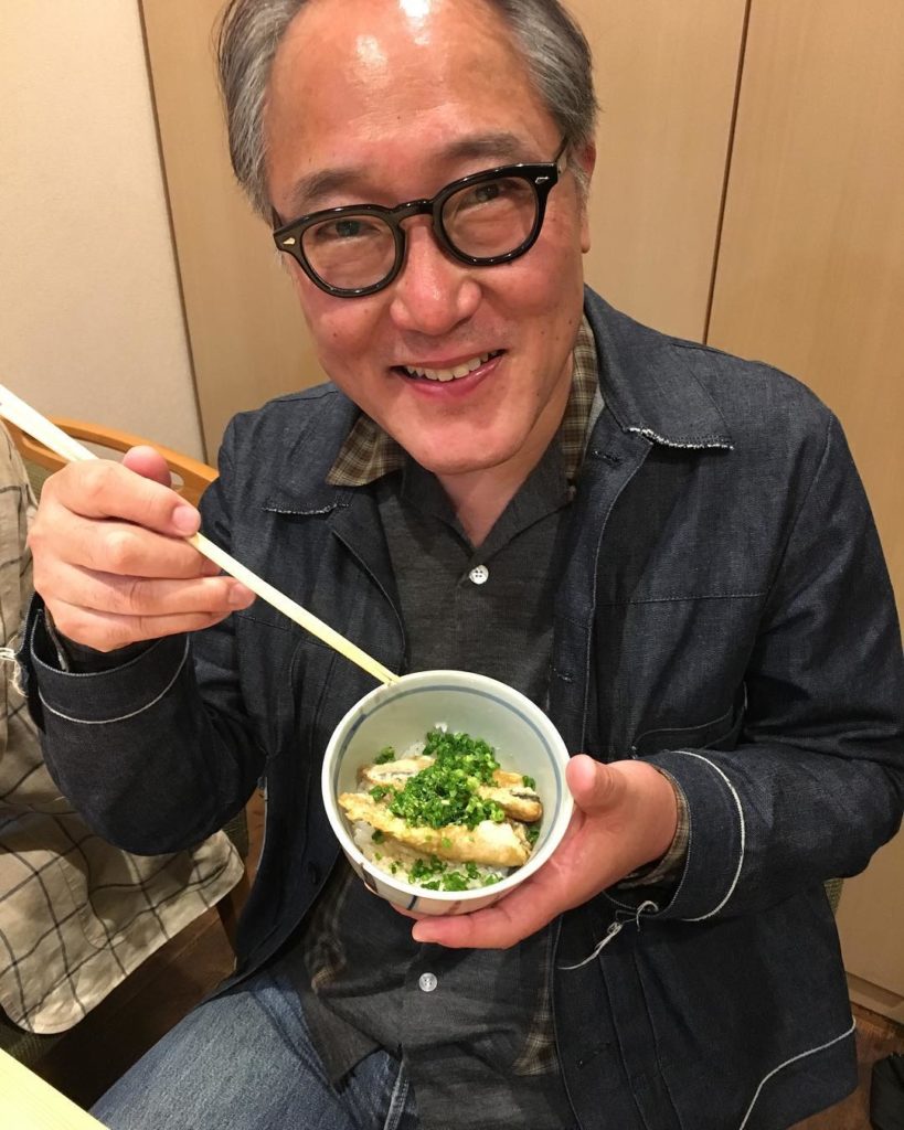 佐野さん大阪入り！これからにじいろジーンに出演します。昨日は佐野さん大好きな天丼食べましたよ！今夜2話放送です！！24時05分からだけどリアルタイムでみて寺内さ...