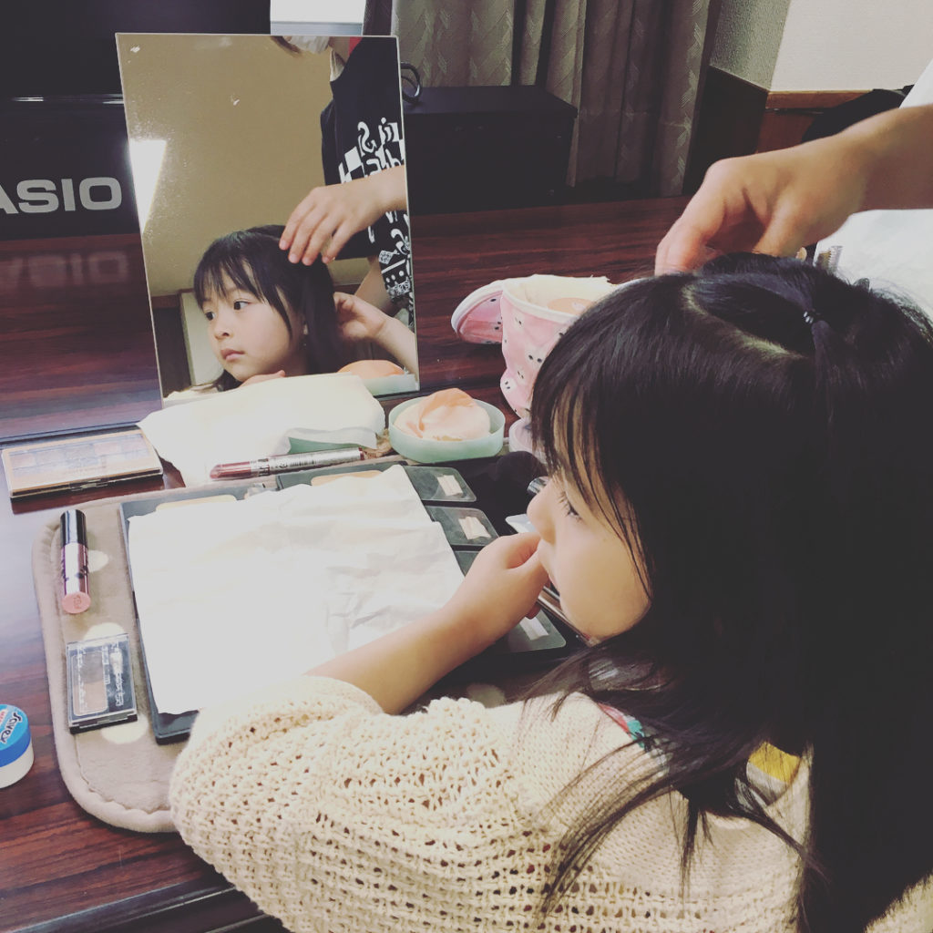 小さな女優さん。

そして、

限界一歩手前の佐野さん。

#限界団地#佐野史郎#渡邊詩#東海テレビ#フジテレビ#いよいよ明日土曜日最終回！！#是非リアルタイム...