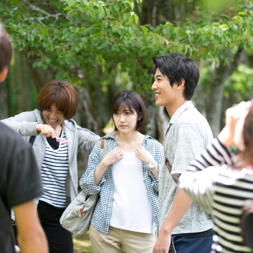 美しい思い出の場所で１枚、パチリ。

#インスタ
#instagram
#まゆゆ
#mayuyu
#watanabemayu_official
#まゆゆきりん
...