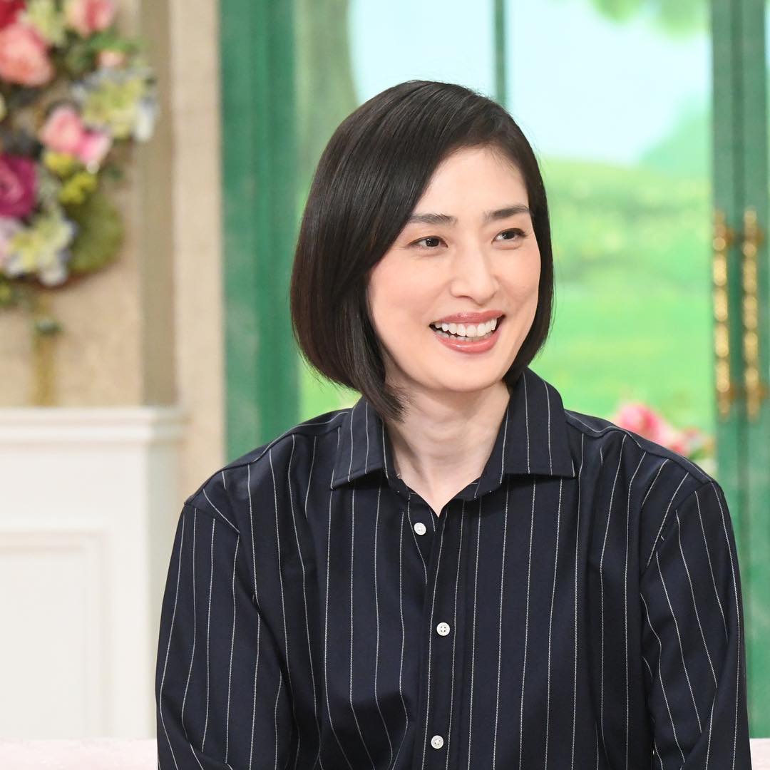 Tv Asahi 緊急取調室 皆さーん間も無く 徹子の部屋 ですよ 天海祐希 さんは 黒柳徹子 さんのモノマネを披露するのか 目が離せません キントリ のエピソードもお話しする予定で Media Wacoca Japan People Life Style Tv Asahi 緊急取調室 皆さーん間も無く 徹子の部屋 ですよ 天海祐希 さんは 黒柳徹子 さんのモノマネを披露するのか 目が離せません キントリ のエピソードもお話しする予定で Media Wacoca Japan People Life Style