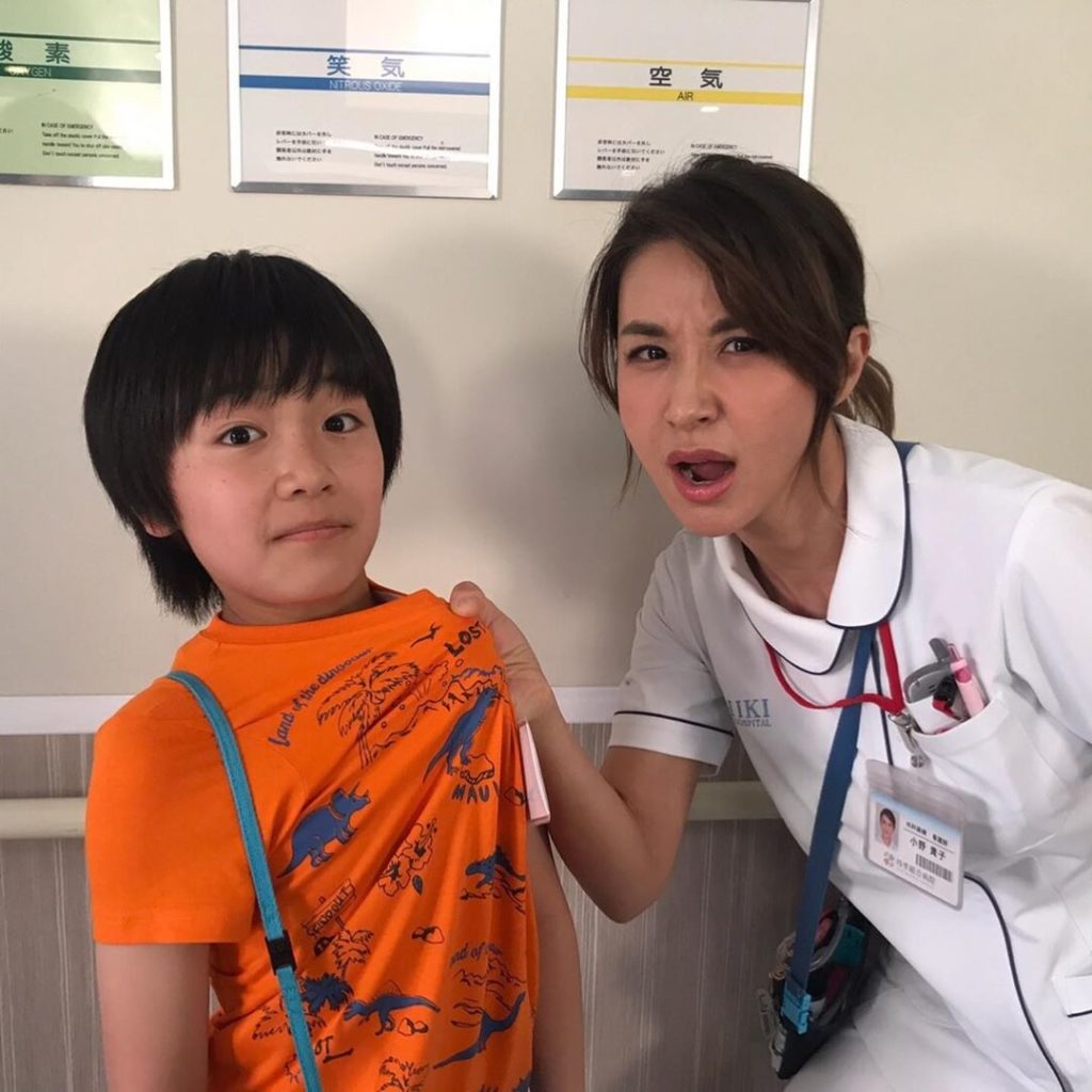 ‪今夜放送第7話‬
やんちゃな息子・佑輔(#五十嵐陽向)くんの首根っこをつかんで、お怒りモードの貴子(#鈴木紗理奈)さん
#コラぁー佑輔ー
#叱る時はヤンキーモ...