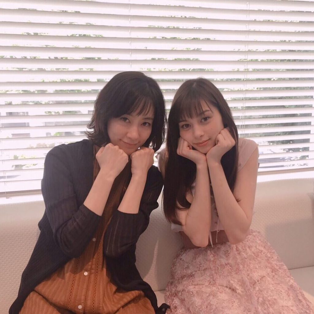 ‪蔵出しオフショット‬
第8話のロケの合間に撮りました
夏美(#水川あさみ)のセレクトで、清楚でかわいらしい甘めコーデに挑戦したしたはるか(#中条あやみ)
#せ...