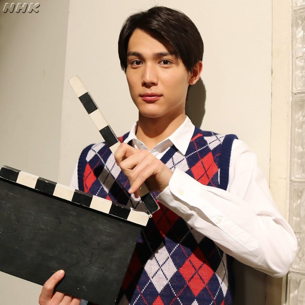 本日の放送から登場した坂場一久役・中川大志さん。上手に鳴らせなかったカチンコと一緒にパチリ♪
⠀⠀
#朝ドラ #なつぞら #中川大志...