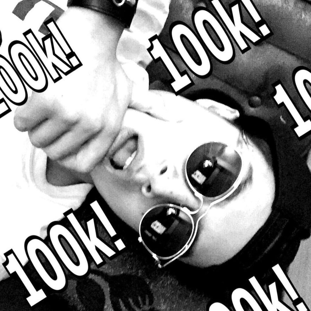 Woop woop #100k 
#me #BERNIE #yeah #bernieshades #MIGHTYWARRIORS #HL_SWORD...