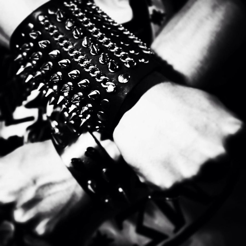 #PEARL #studs #danger #MIGHTYWARRIORS #HL_SWORD...