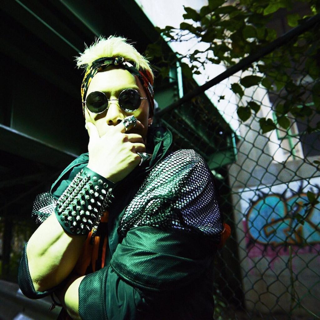 PEARL
#PEARL #studs #MIGHTYWARRIORS #HL_SWORD #BERNIE...
