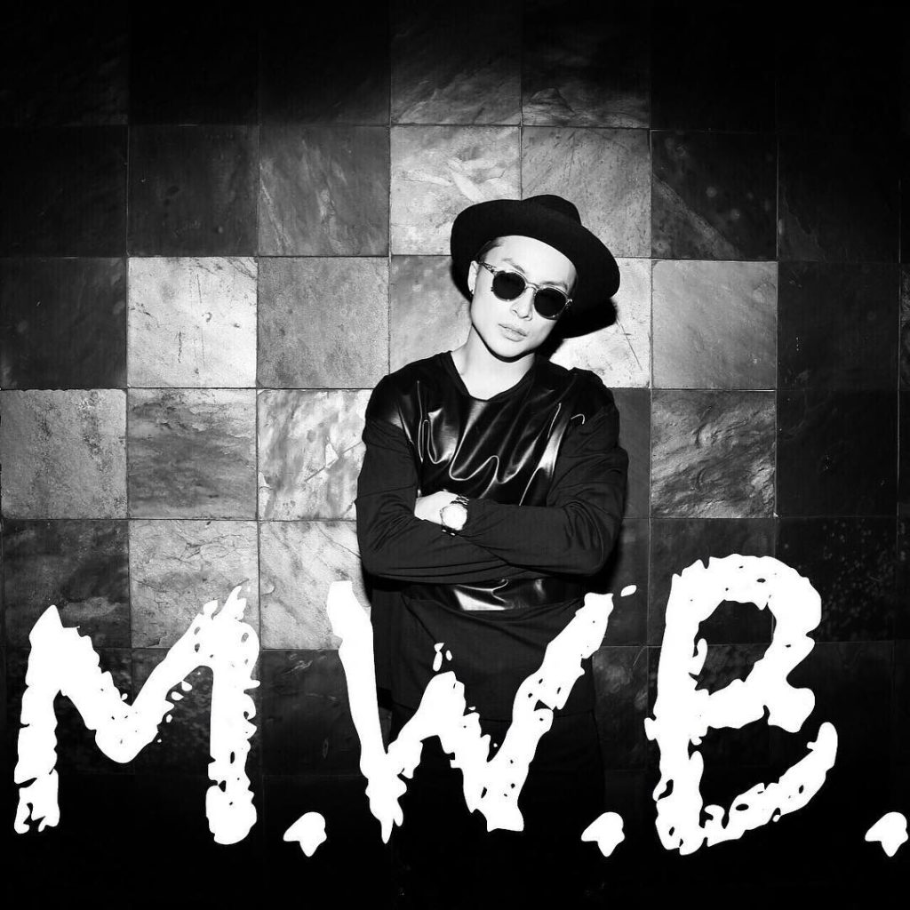 Just me here  #MWB #MW #BERNIE #me #MIGHTYWARRIORS #HL_SWORD...