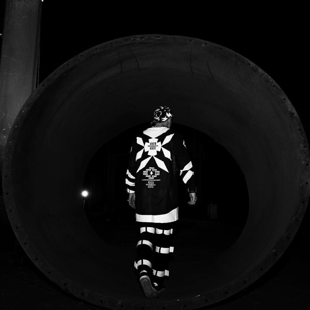 black hole

#blackhole
#MightyWarriors
#MWB
#HL_SWORD...