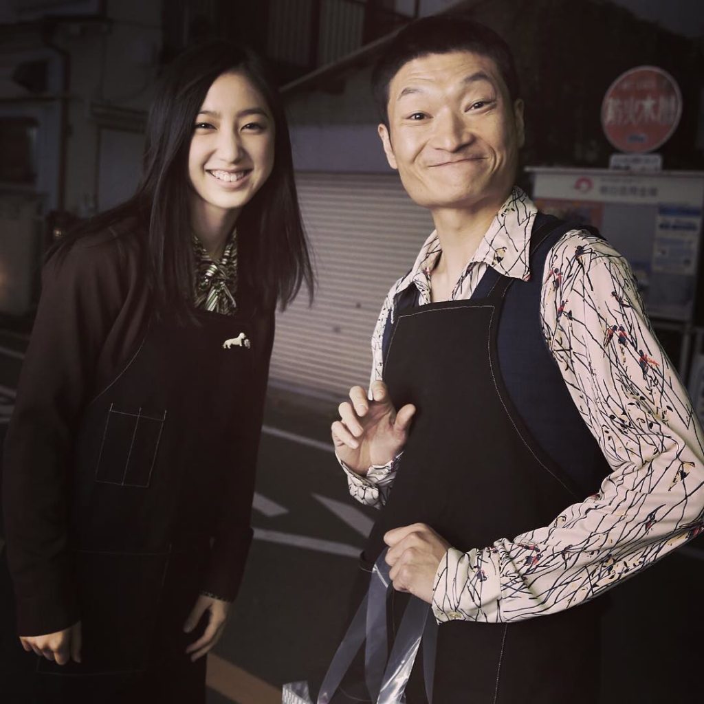 ニカちゃん with カニ男兄
なぜカニ兄弟の妹はこんなに可愛いのか…笑
これが山王の七不思議のひとつ
噂によるとニカちゃんは絶賛恋愛中だそーで
相手は誰か知ら...