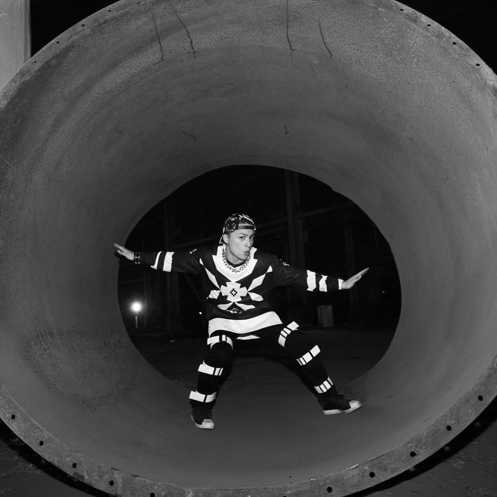 #surf
#MW
#MightyWarriors
#hl_sword...