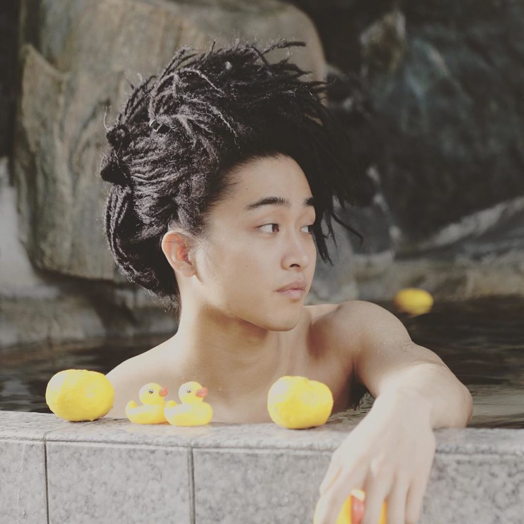 おい、テッツ。
なんちゅースタイルで風呂入ってんだよ笑

#山乃湯
#入浴中
#銭湯
#山王街
#hl_sword...