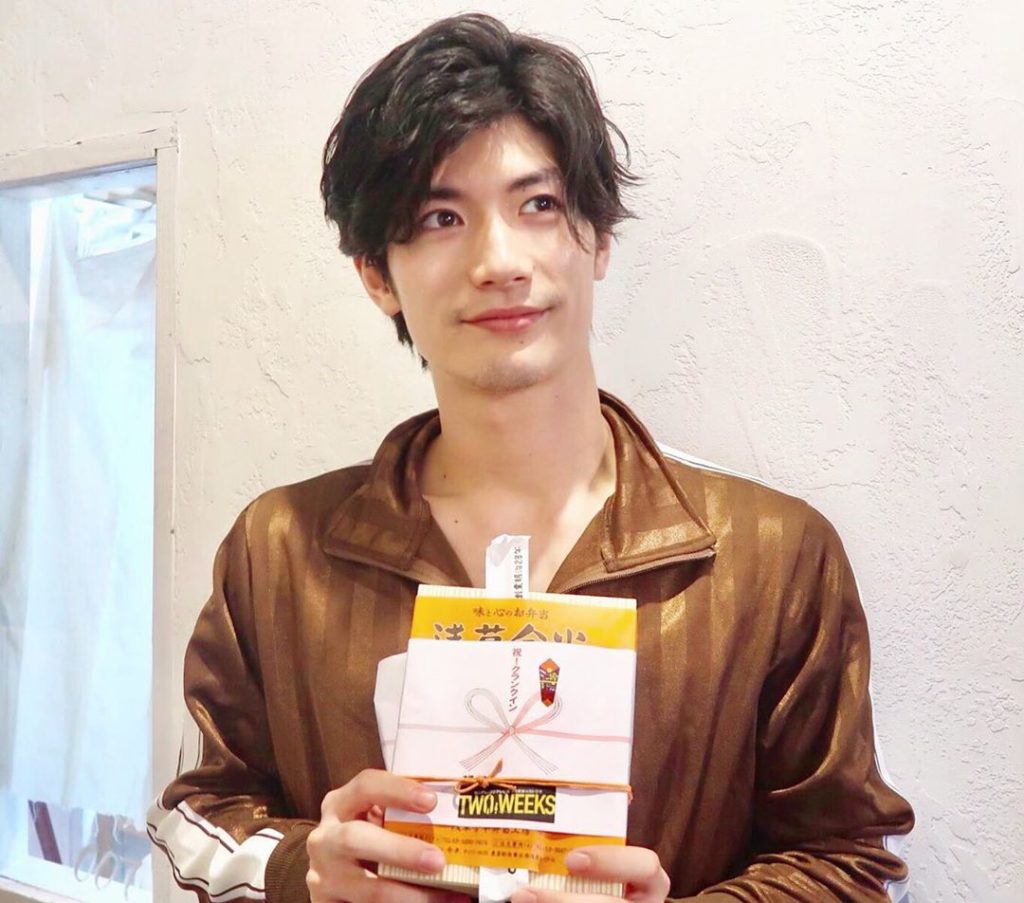 .
本日も元気に撮影中
昨日はスタッフとテラスでもぐもくタイムっ
太陽の下で食べるごはんは、格別。
この夏は、体力つけて皆んなで乗り越えますー
.
#TWOWE...