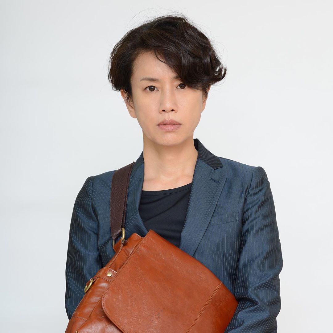 Ytv I Shared My Husband わたし旦那をシェアしてた わたし旦那をシェアしてた キャスト紹介続きます 塚本美保役 渡辺真起子さん 凛々しい現場主義の刑事天谷恭平とは古い知人で 妻 たちが恭平を殺した犯人ではな Media Wacoca Japan People Life Style Ytv I Shared My Husband わたし旦那をシェアしてた わたし旦那をシェアしてた キャスト紹介続きます 塚本美保役 渡辺真起子さん 凛々しい現場主義の刑事天谷恭平とは古い知人で 妻 たちが恭平を殺した犯人ではな Media Wacoca Japan People Life Style