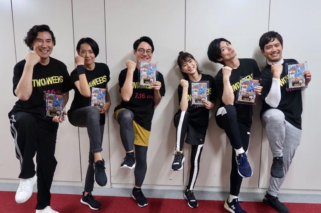 .
「VS嵐」ご覧いただきありがとうございました!!
実は撮影の合間に、春馬さんも現場でチラ見
勝利の合図は、みんなで「よしっ」
.
#TWOWEEKS #TW...