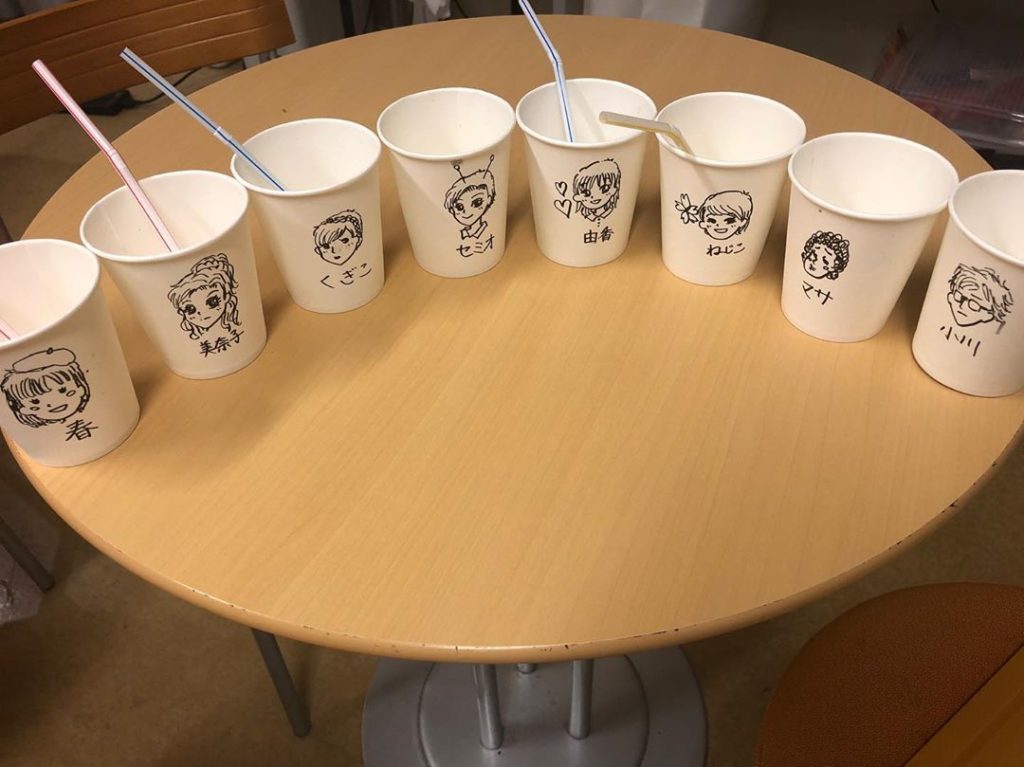 ＊全員揃ってうつせみ荘の撮影♬‬﻿
﻿
‪既にもう息ぴっったりの皆さん!!‬﻿
﻿
‪本番が始まる直前まで笑いが絶えず、みんなでずーっとお話していました…‬﻿
...