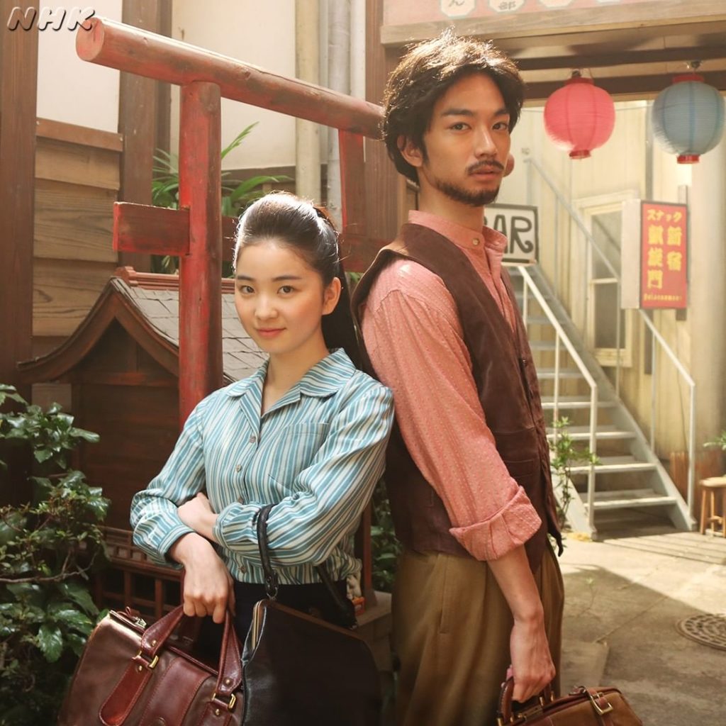 収録の出番待ちをしていた、夕見子役の福地桃子さんと、一緒に駆け落ちしてきた高山昭治役・須藤蓮さん。高山は泰樹さんを意識しているそうですが…似てますか？
⠀⠀
#...