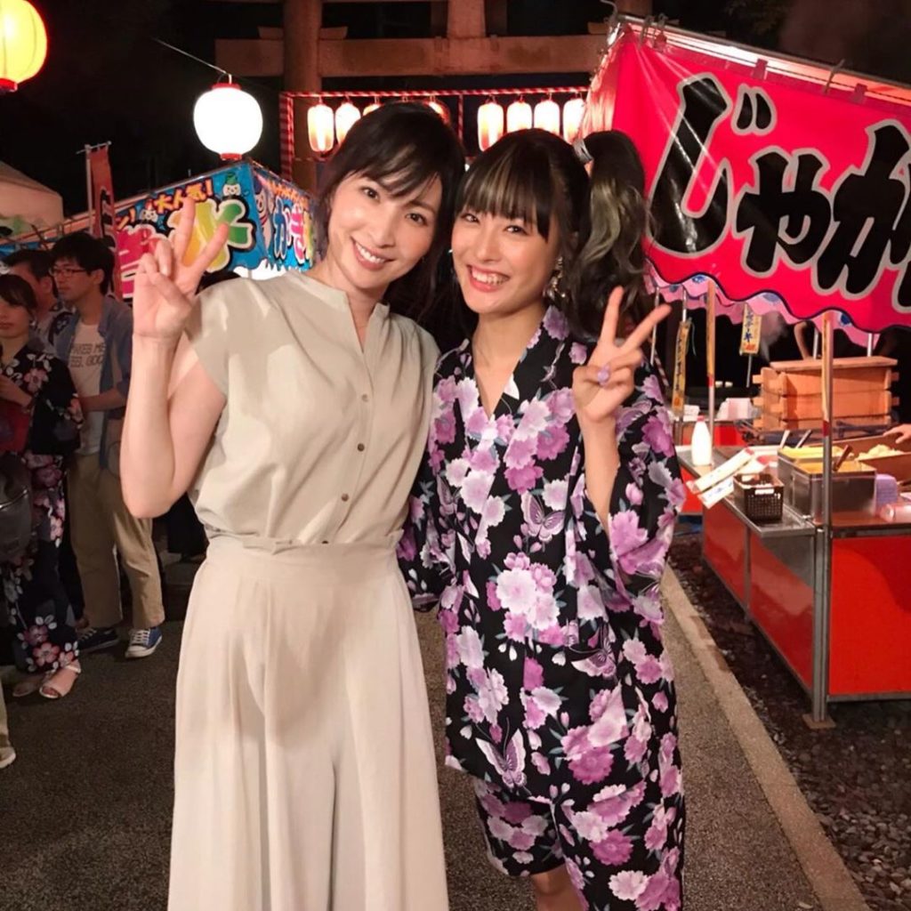 ・
お祭りオフショット今日の写真は澄香さんとあいりちゃんのレアコンビです
・
#真飛聖
#大友花恋
#ステキな笑顔と
#5話で足踏んだ澄香さんへの仕返し 
#お...