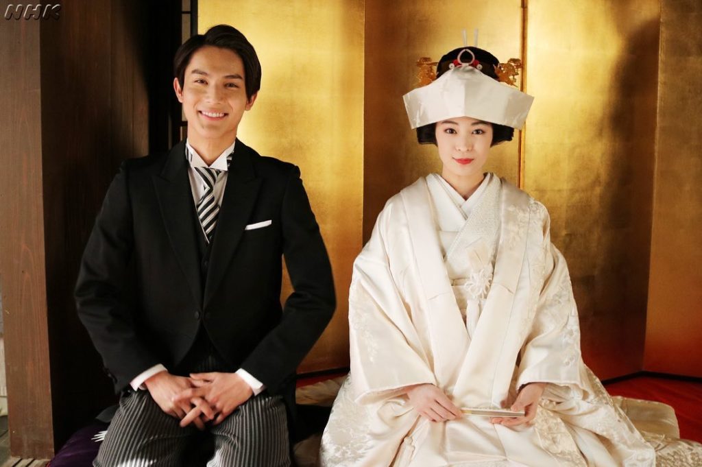 なつと坂場、雪次郎と夕見子、2カップルの結婚式オフショット。
⠀⠀
#朝ドラ #なつぞら #広瀬すず #中川大志 #山田裕貴 #福地桃子...
