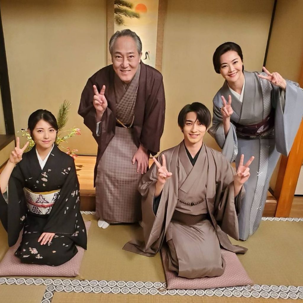 ﻿
‪#わたどう 蔵出しオフショット‬﻿
‪本日はこちら‬﻿
﻿
‪#運命の和菓子対決﻿
‪#4人が揃った最後のシーン‬﻿
‪#色んなバトルがありましたが‬﻿
...