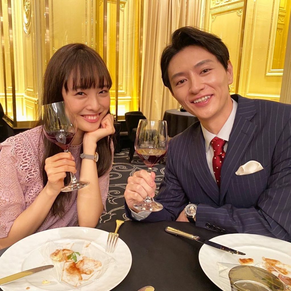 愛美をイラつかせるラブラブカップル﻿
﻿
結人に代行彼氏をお願いしてまで、﻿
ふたりの様子が気になる愛美﻿
﻿
そんな愛美を気にも留めず、﻿
ディ...