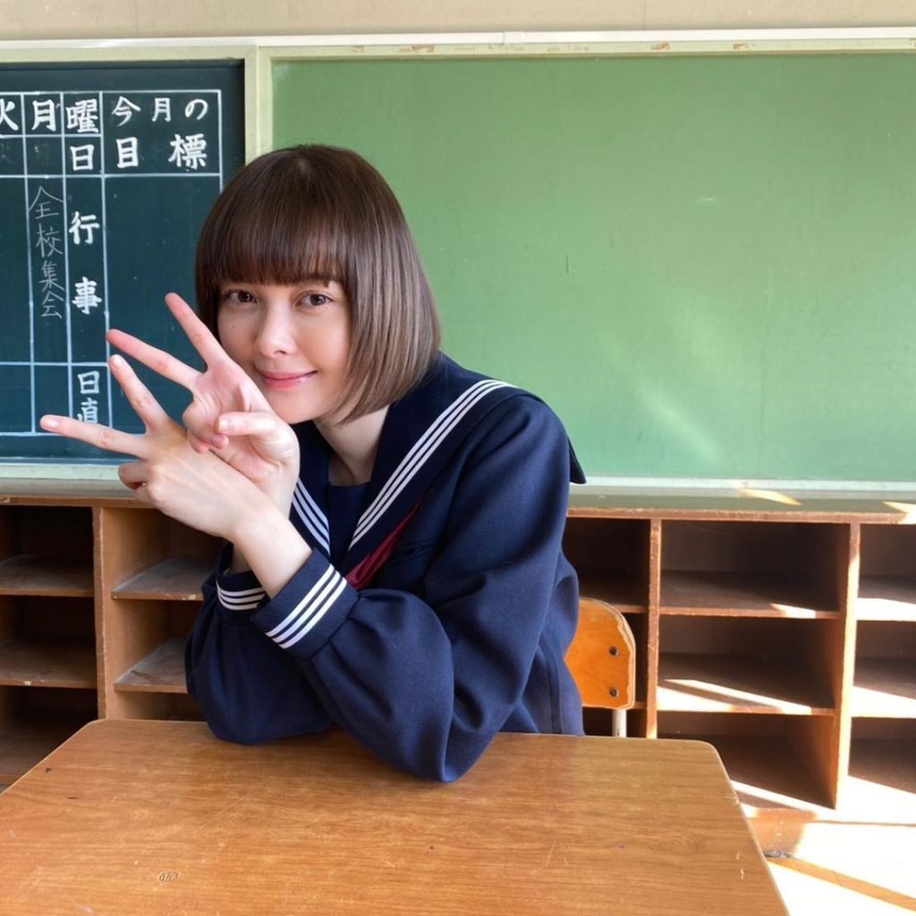 押忍
#極きゅん の制服ゆかりもHuluで見て頂けましたか？
まだの方は、是非にー

ここで素敵なお知らせー！
明日の『ヒルナンデス』に玉城ティナさんが生出演し...