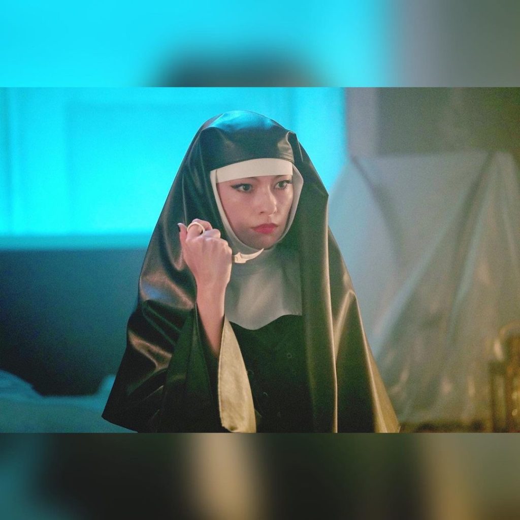 ・
#太田莉菜 さん 出演決定

太田さんが演じるのは
ナイフを操る謎の殺し屋、
ナターシャ

#華和 や #Lの一族、
美雲さんはどうなっちゃうの…

来週か...