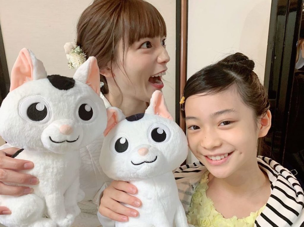 押忍
こんな #極きゅん な写真まだ隠し持ってた〜！
美久、向日葵、そして銀と・・・もう一匹の銀！？
この２匹びみょ〜に違いがあるのです。
わかります？（写真で...