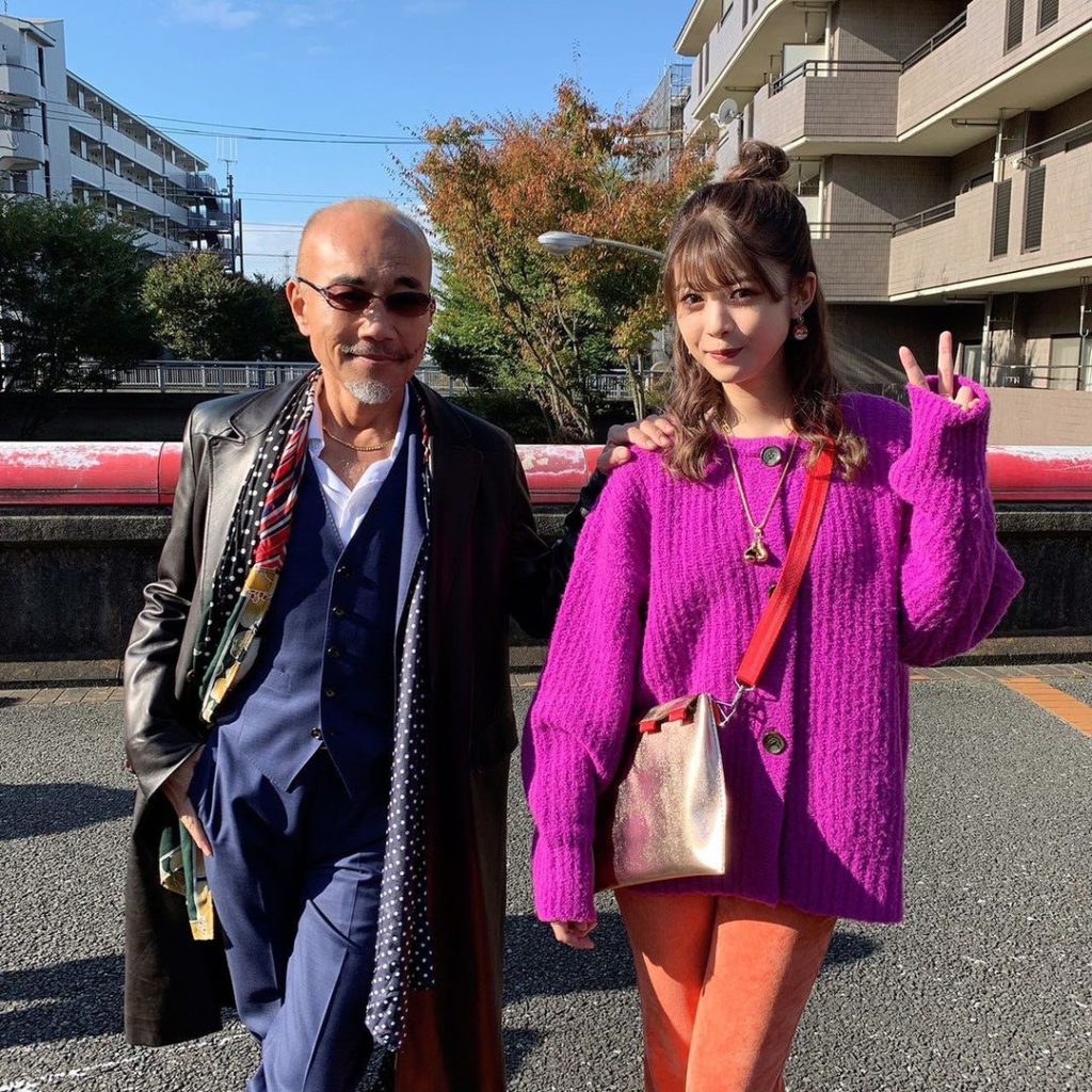 押忍８話、爆笑シーン多数。
お気をつけください。（いつものことです）

途中、えっ！？そういうことだったんだ・・・
という意外な展開が待ち受けます。

キーパー...