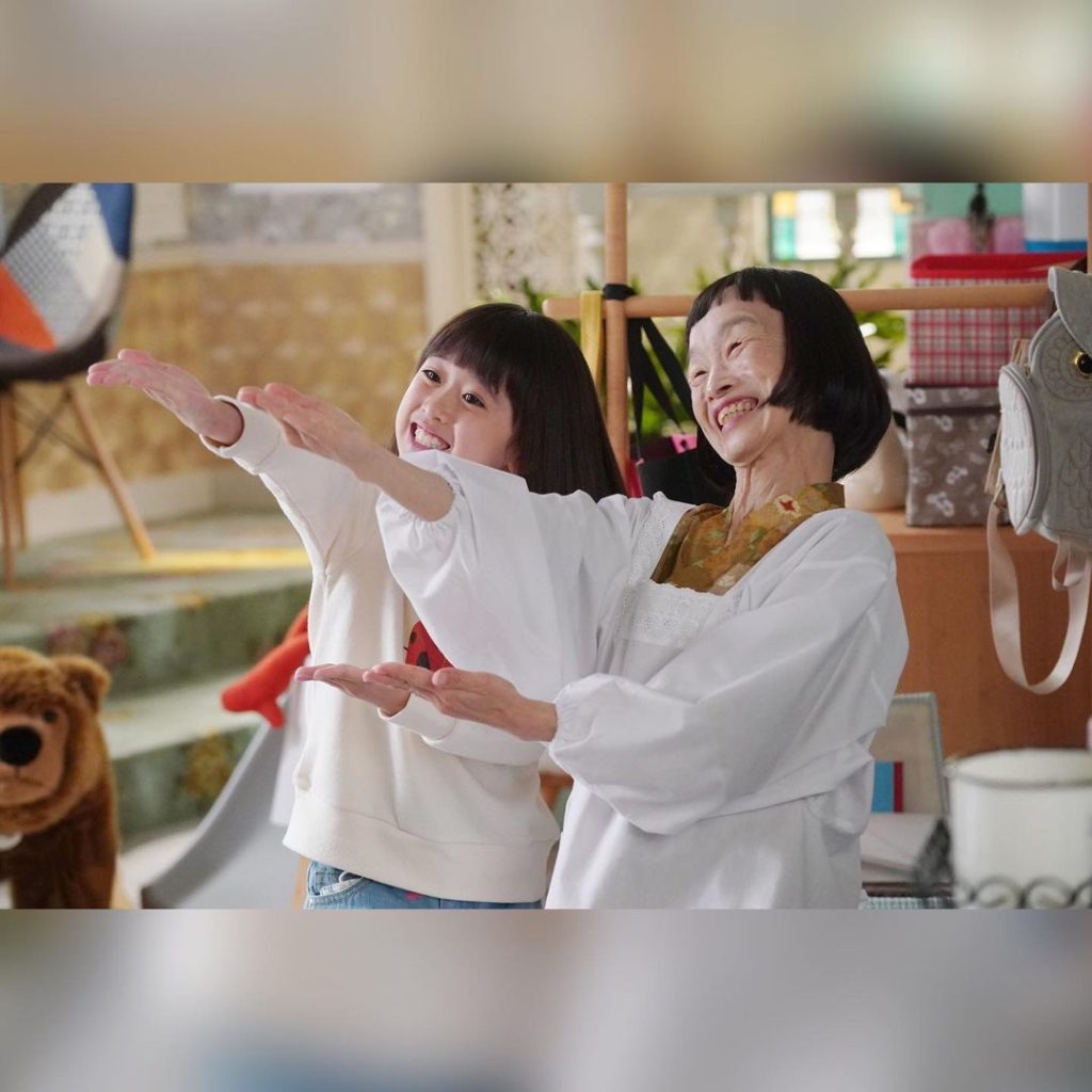 おはようございます^_^

今日から12月
寒くなってきましたね〜。。

寒くなると運動不足になりがち
なので、朝の運動にこちらは
いかがでしょうか

＼定吉ぃ...