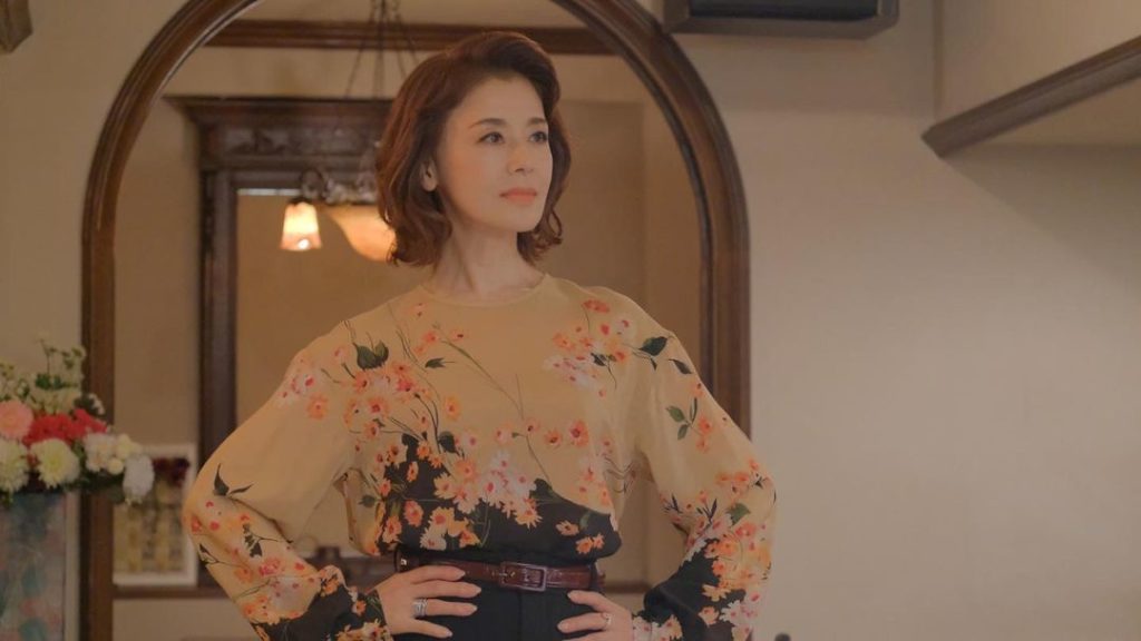 放送まであと6日

#リカリバースも終わり、
#最高のオバハン中島ハルコ も放送まであと6日

まずはハルコさん（#大地真央）をご紹介
美容整形外科医で超お金持...