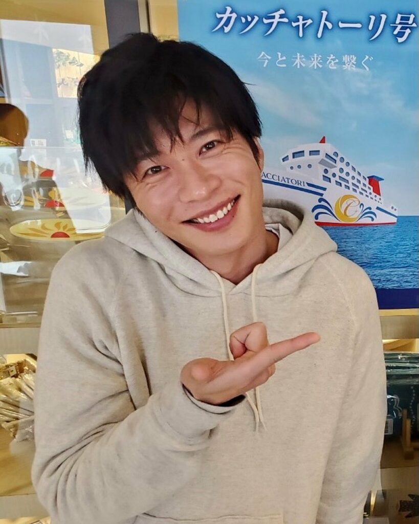 お誕生日
本日は我らが翔太くんこと #田中圭 さんのお誕生日です
おめでとうございまぁす

#満面の翔太スマイル
#いくつになっても
#無邪気が過ぎる愛おしい座...