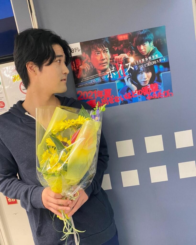 .
／
ピエロの犯人・塚田役
#中山求一郎 さん、撮了
＼

ドラマの中ではピエロの扮装で
少年を連れ去った犯人役を
熱演してくださいました

ポスターの樋口(...