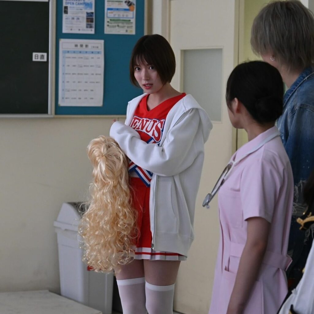 土ドラ #顔だけ先生 23日23:40～第3話
時は2⃣0⃣3⃣1⃣年。
英語の小畑先生( #阿部華也子...