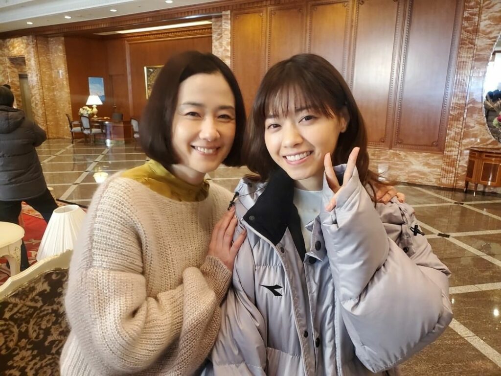 #あなたの番です劇場版
まだまだ大ヒット上映中

菜奈ちゃん黒島ちゃんの癒しカワユイ2ショット
映画でも2人きりのシーンは、ちょっとドキドキ
#あな番 で美女を...