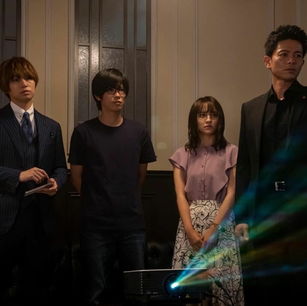 百物語に参加し行方不明になった栄養士・小春を探してほしいと依頼を受けた高槻（伊野尾慧）たち。
さらに４歳の女の子も行方不明に…

Season1で登場した深町（...
