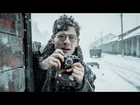 命を懸けてでも暴く“ソ連の偽りの繁栄”/映画『赤い闇 スターリンの冷たい大地で』予告編 命を懸けてでも暴く“ソ連の偽りの繁栄”/映画『赤い闇 スターリンの冷たい大地で』予告編