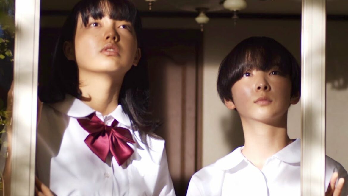 美術部の2人、高校最後の夏を瑞々しく鮮烈に描き切った映画『ミューズは溺れない』予告編