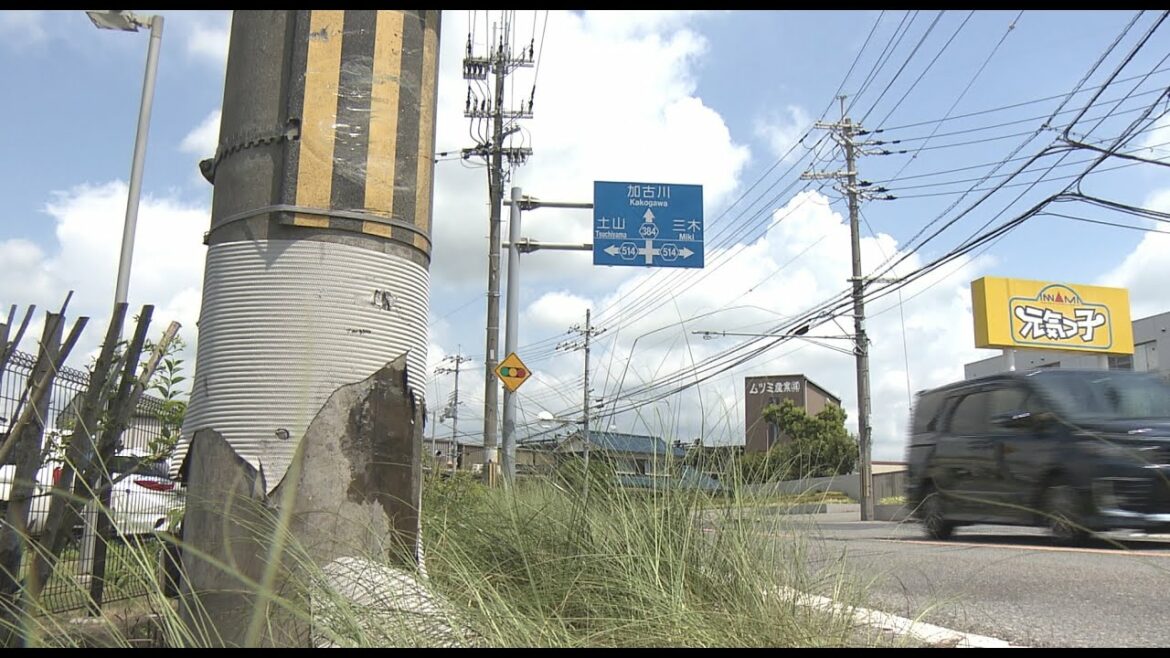 2人乗りバイクが電柱に衝突　男子高校生が死亡 女子高校生が意識不明