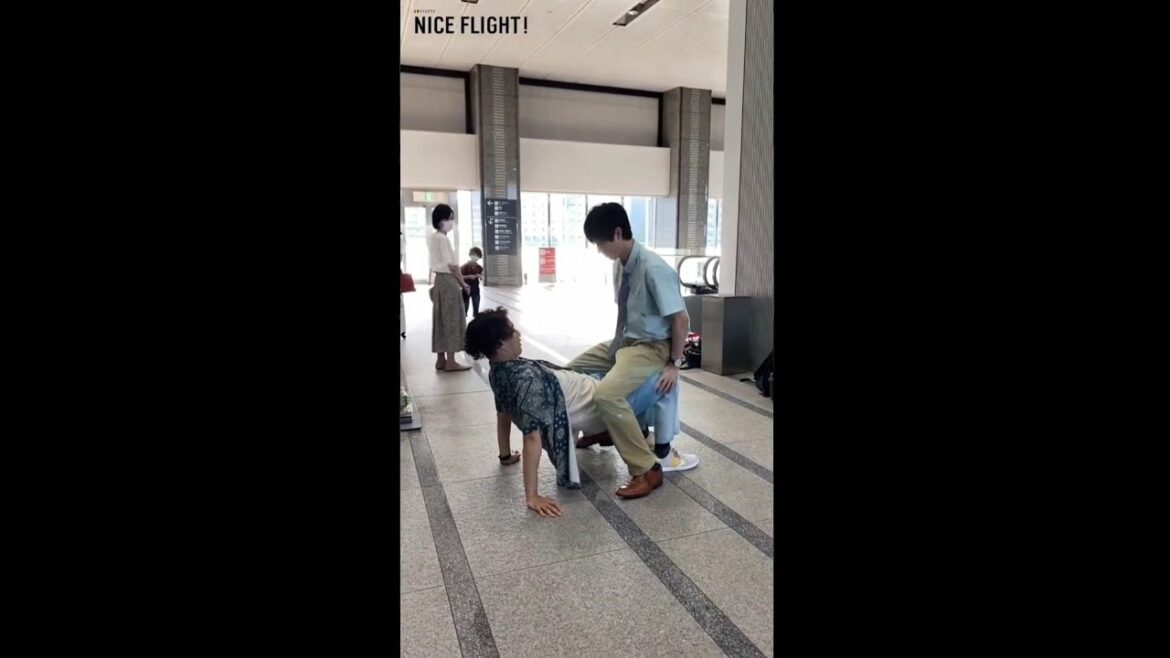 【尾上右近・阿部亮平】NICE FLIGHT!  撮影合間に 笑顔になれること。ジェームス＆夏目くん。