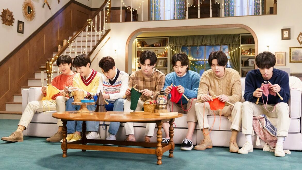 BTS、7人揃って仲良く編み物!?／ロッテ「XYLITOL×BTS Smile」CM＋メイキング