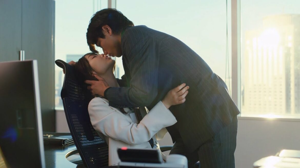 10年ぶりに再会した初恋の人は社長になって私の元へ・・・