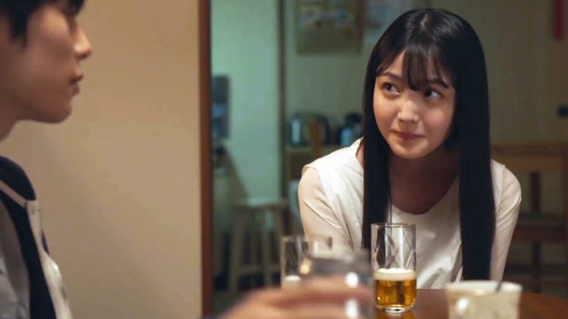 乃木坂46久保史緒里、萩原利久と晩酌！ビールのおかわりをせがむ可愛すぎる幽霊との共同生活／映画『左様なら今晩は』本編映像