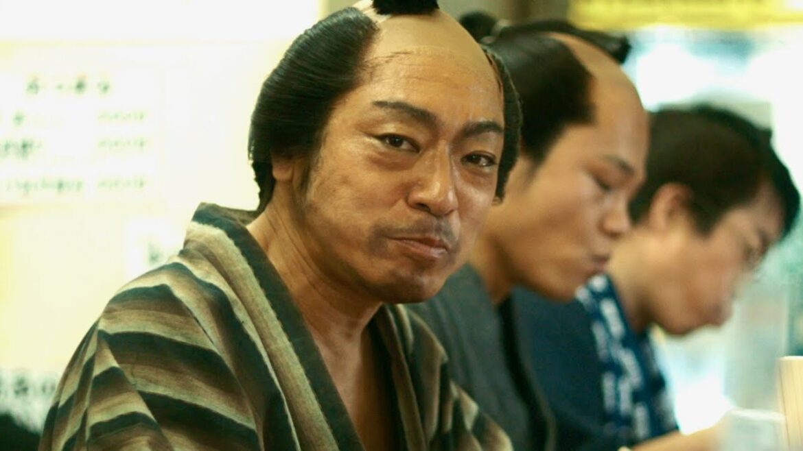 香川照之、カメレオンのごとく変幻自在に役が変わる／映画『宮松と山下』30秒特別予告