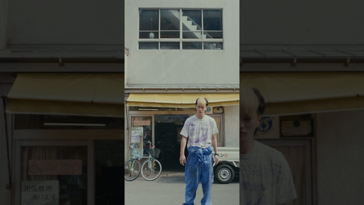 【遼平ひょっこり】#自転車屋さんの高橋くん 毎週木曜テレビ東京系にて放送・Netflixにてディレクターズカット版を独占配信中! #テレビ東京 #Netflix #Shorts 【遼平ひょっこり】#自転車屋さんの高橋くん 毎週木曜テレビ東京系にて放送・Netflixにてディレクターズカット版を独占配信中! #テレビ東京 #Netflix #Shorts
